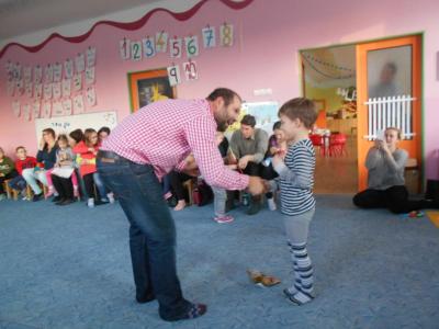 Předávání vysvědčení z anglického jazyka